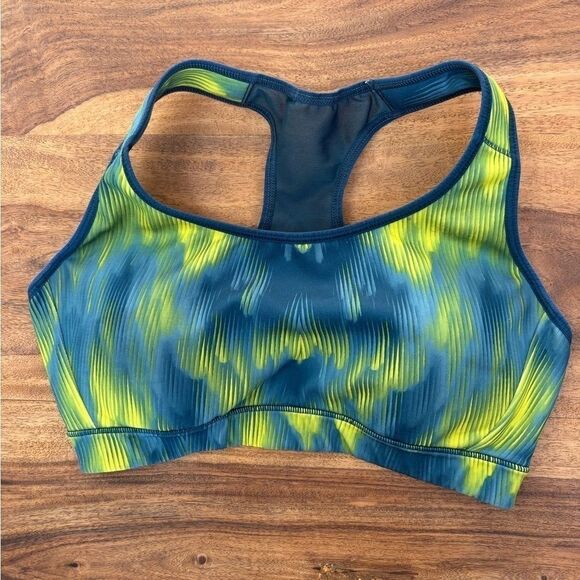 adidas Utility Green Racer Back Sports Bra top - Picture 1 of 9